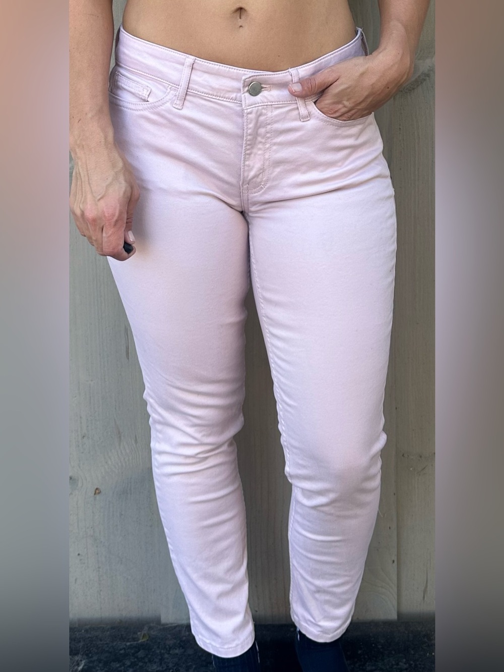 Calvin Klein Jeans Women's Skinny Jeans in Pale Pink